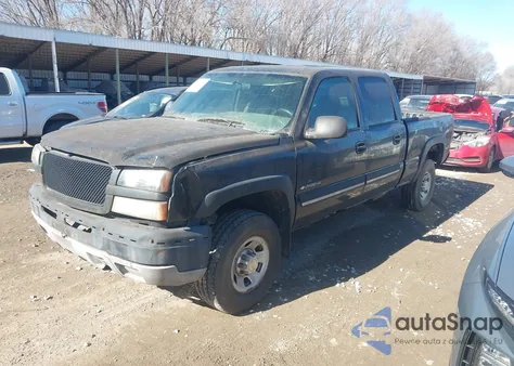 2004 Chevrolet Silverado 2500Hd z USA, uszkodzony, nr VIN 1GCHC23U04F176103
